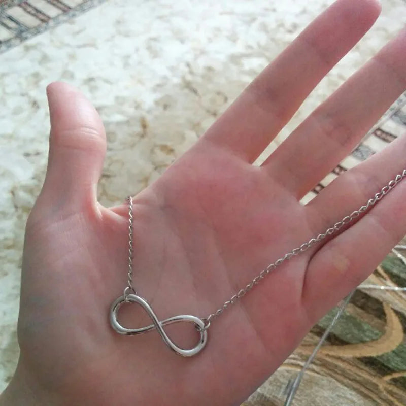 Colar feminino fashion