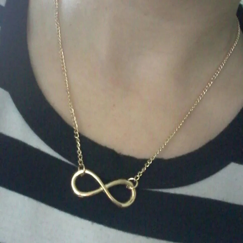 Colar feminino fashion